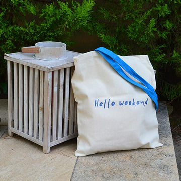 tote bag με χρωματιστά χερούλια με ατάκα